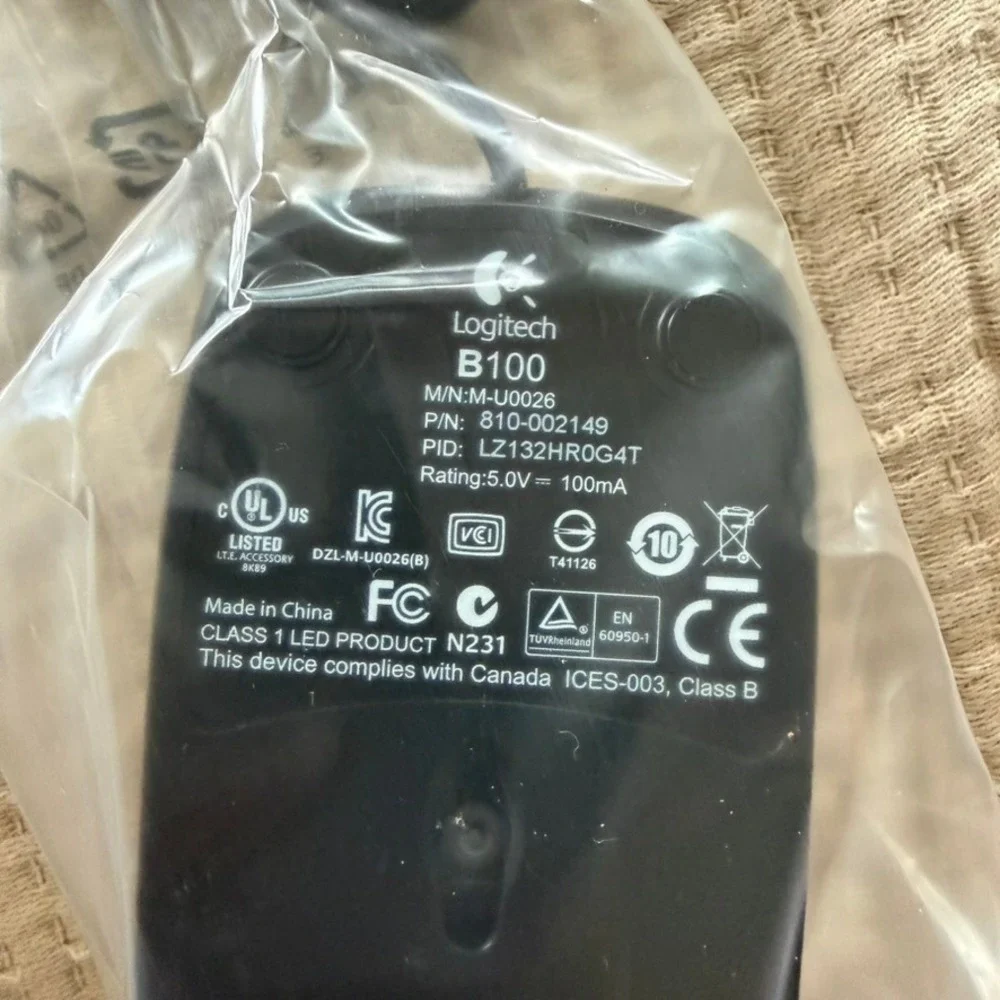 Logitech B100 Optical USB Mouse Black Wired 3-Button 800 DPI M-U0026 Lot of 10